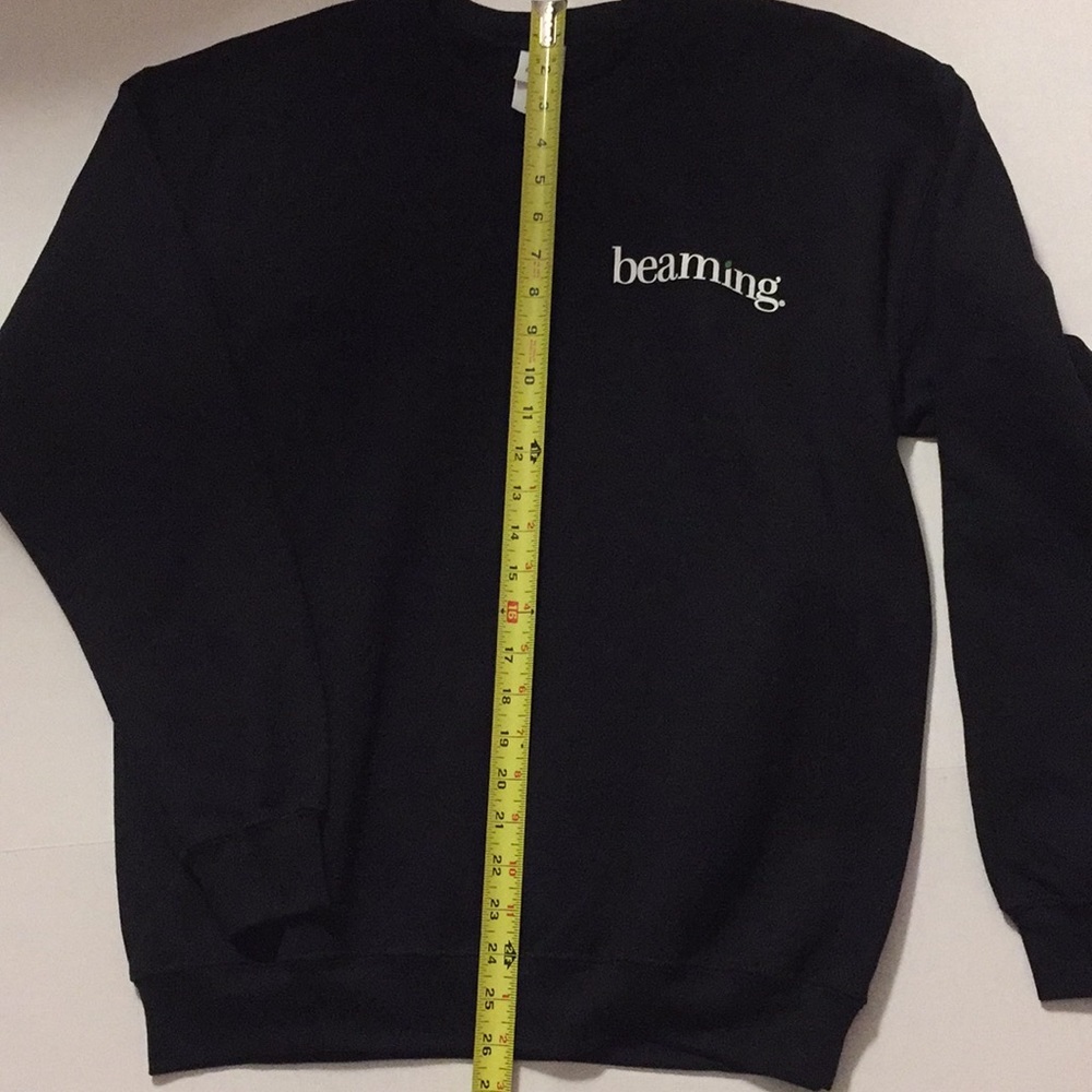 SWEATSHIRT NEW GILDAN back to school 'Beaming' logo black warm fall travel - Picture 11 of 14